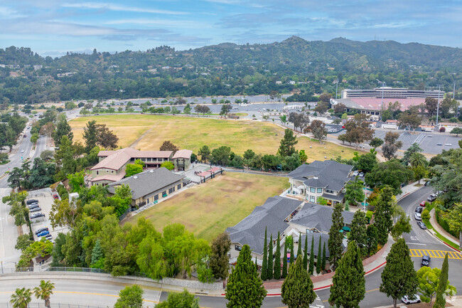 The Chandler School has approximately 400 students.