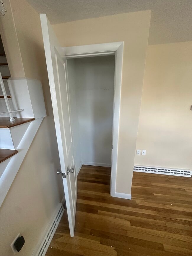 341 Stevens St, Lowell, MA 01851 - photo 5