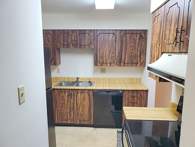 1531 Springlet Ct, Florissant, MO 63033 - photo 6