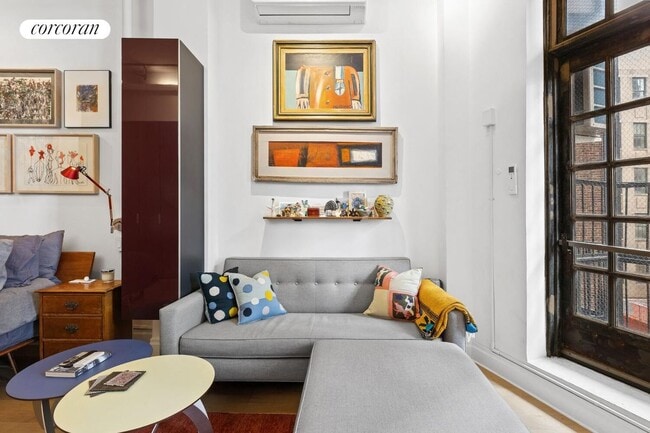 8 W 13th St, New York, NY 10011 - photo 2