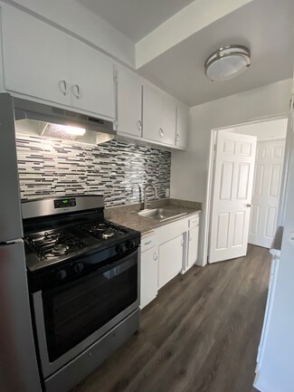 11916 Eucalyptus Ave, Hawthorne, CA 90250