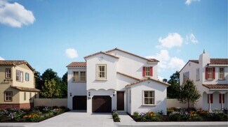 768 Edward Scholle Dr, Camarillo, CA 93010