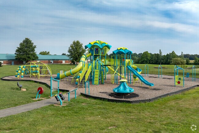Deer Park Elementary School scored an A- for teachers on niche.com.