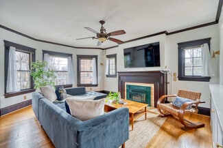 2104 NW Everett St Unit ID1309885P, Portland, OR 97210