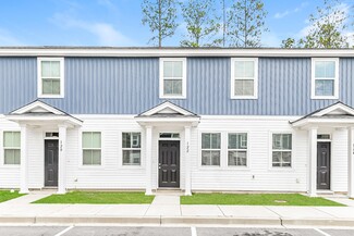 128 Morning Line Dr, Moncks Corner, SC 29461