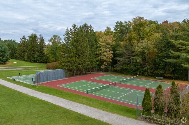 Boardman Township Park in Boardman, Ohio, features tennis courts.