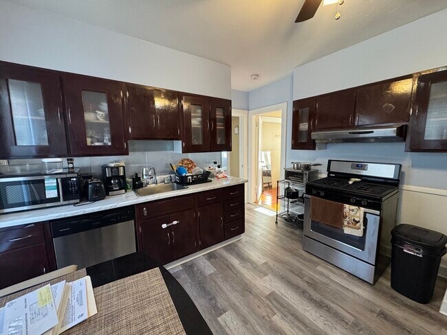 26 Olcott St unit 1, Watertown, MA 02472 - photo 5