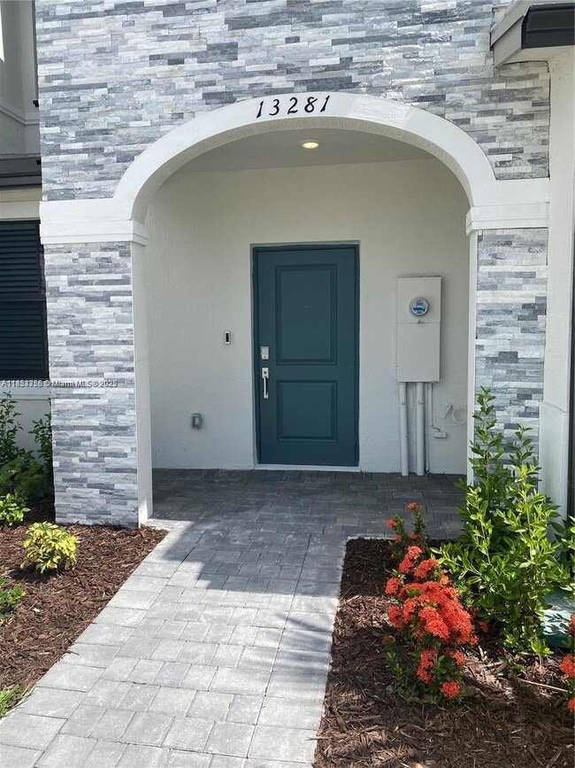 13281 SW 285th St, Homestead, FL 33033