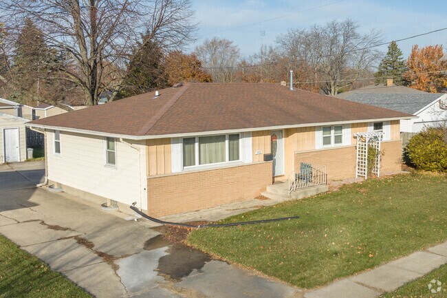 Ranch-style homes are prevalent in the Gateway community.