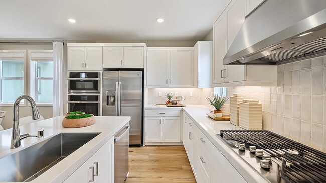 27555 Grand Fir Way, Valencia, CA 91381 - photo 3