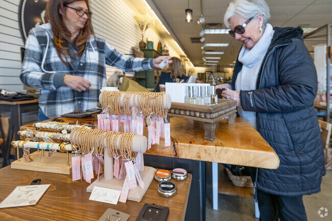 Bella Grace Boutique in North Bellport near Brookhaven has stylish jewelry and accessories.