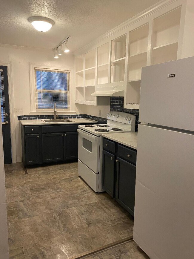 575 S 7th St unit 575, Aurora, NC 27806 - photo 4