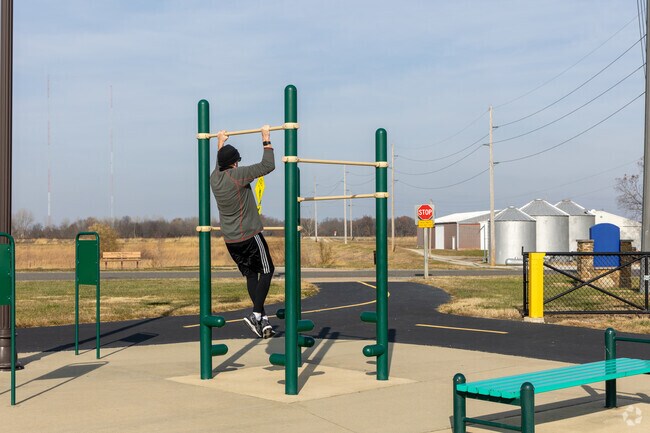This man gets in a workout at Dennis H Rinderer Park.