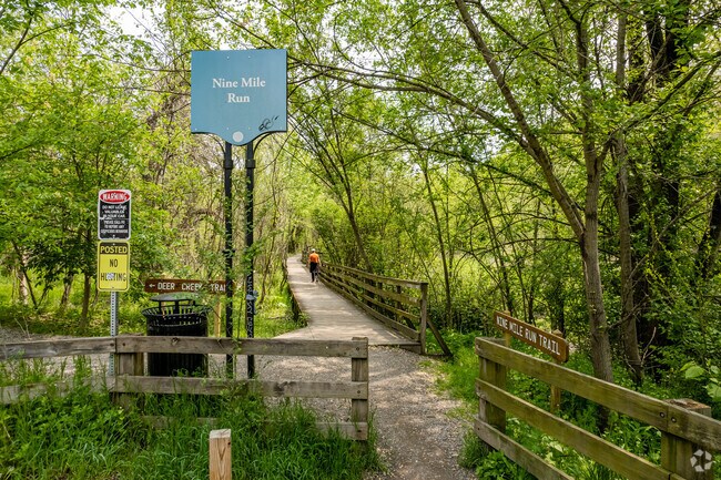 Nine Mile Run Trail twists and turns through Frick Park.