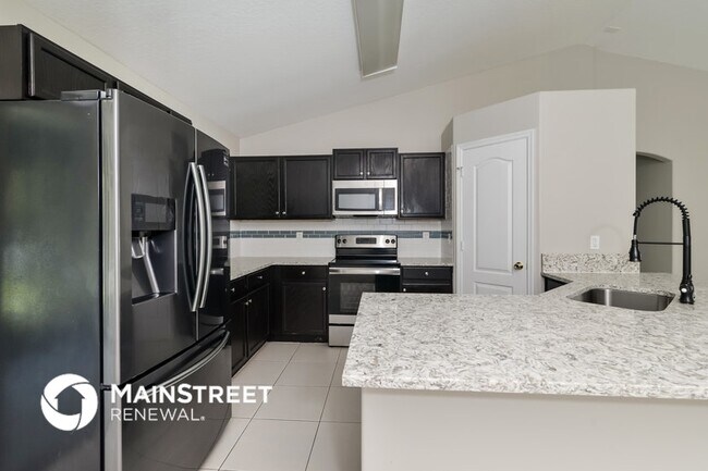 10612 Cedar Forest Cir, Clermont, FL 34711 - photo 7