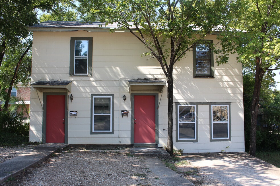 3305 Grooms St unit B, Austin, TX 78705 - photo 1