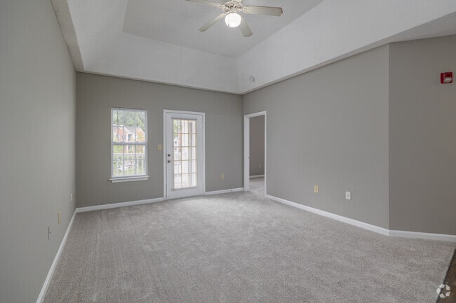 3BR, 2BA - 1,350SF - Living Room