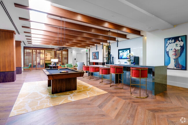 Club Lounge