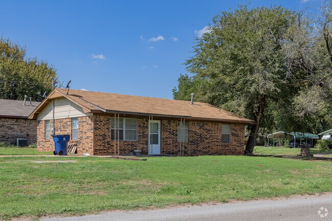 Brick ranches with roomy lots are common homes for Anadarko locals.