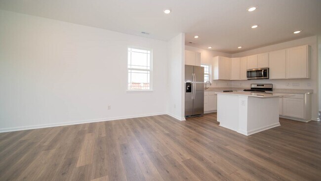 6199 Rhinecliff Dr, Whitestown, IN 46075 - photo 7