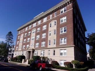 175 Ocean St, Lynn, MA 01902