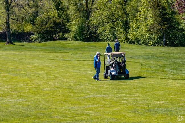 Nearby Oak Hills Golf Club is a sporty and challenging public 9-hole golf course.