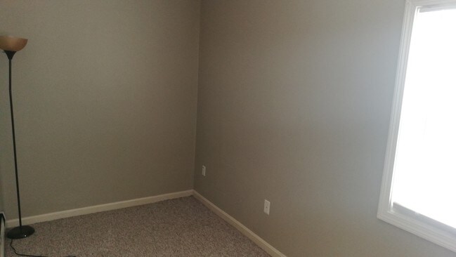 167 Merrimack St unit 1, Manchester, NH 03103 - photo 7