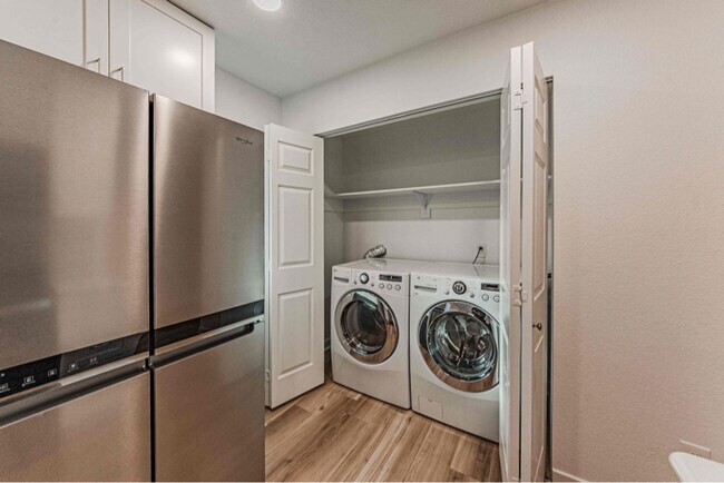 6731 Dublin Loop W unit B, Colorado Springs, CO 80918 - photo 4