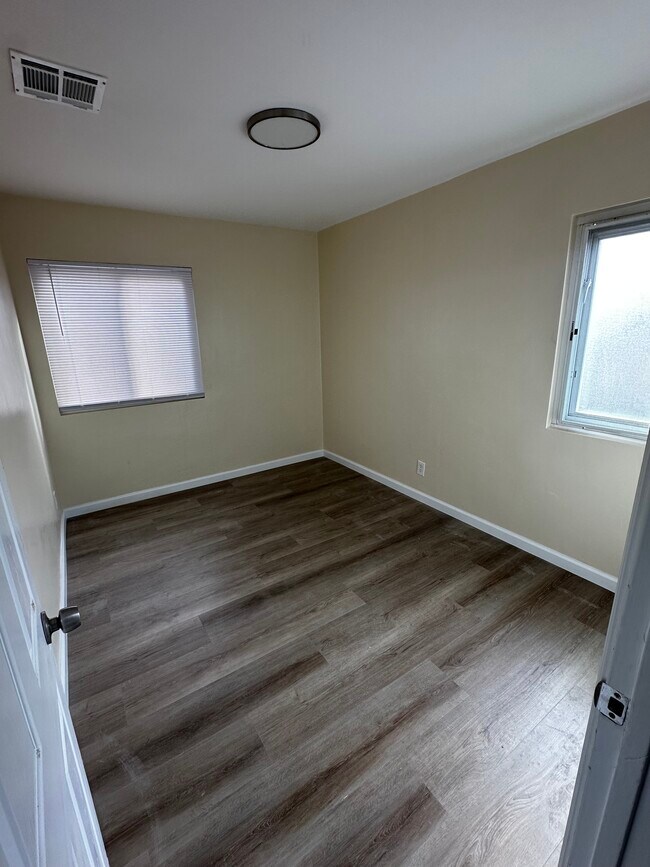 2132 W 104th St unit 2132, Los Angeles, CA 90047 - photo 7