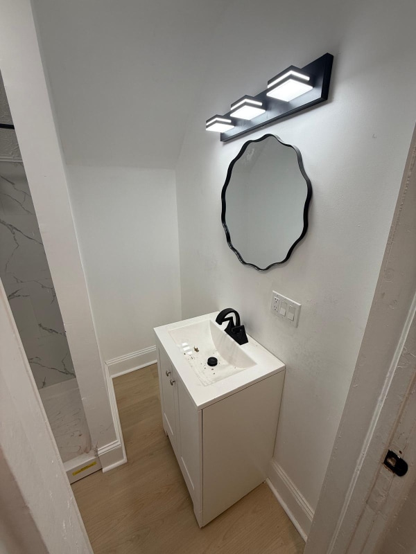 1447 W 101st St Unit 2, Cleveland, OH 44102