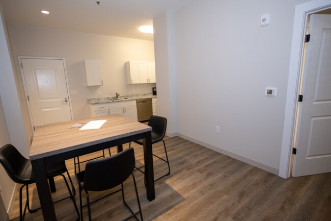 103 N 1st St unit 309, Albemarle, NC 28001 - photo 4