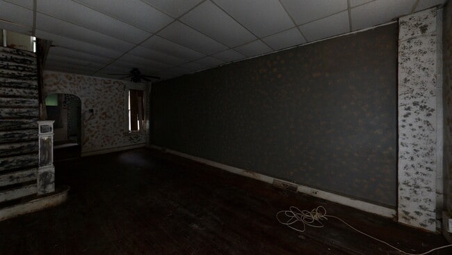 1259 Chase St, Camden, NJ 08104 - photo 2