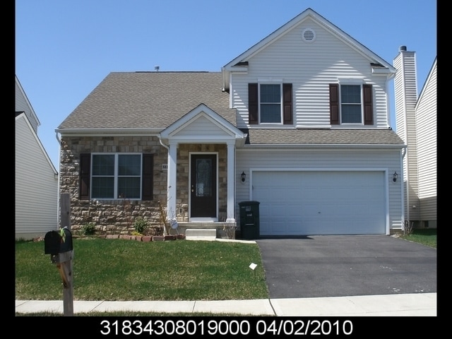 8817 Rock Dove Rd, Lewis Center, OH 43035 - photo 1