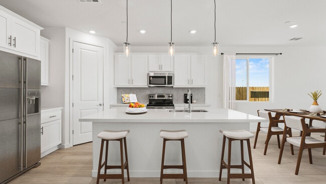 1726 Felbrigg Dr, Manteca, CA 95337 - photo 7