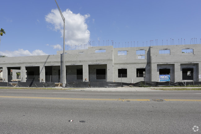 Grand Palms Senior Apartment Homes 55+, Bradenton, FL 34205 - photo 3
