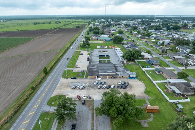 Lockport Lower Elementary School serves students from pre-k through elementary.