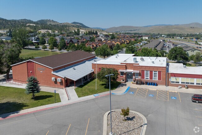 Kessler Elementary School is the home of the Cougars.