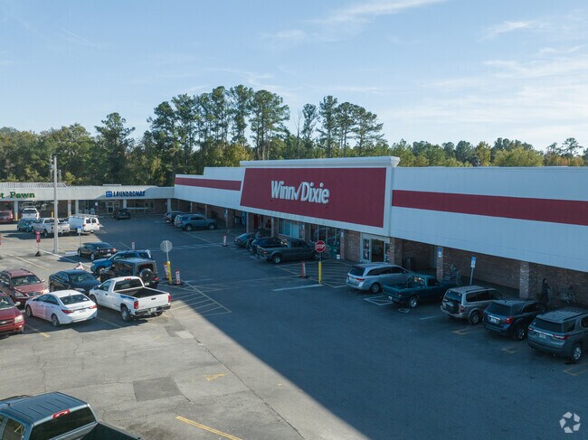 Residents shop at the Winn Dixie in Callahan.