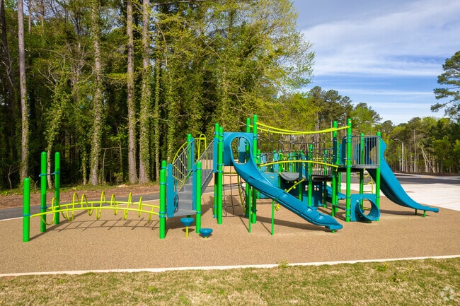 Crabtree Valley York Elementary Play Area3
