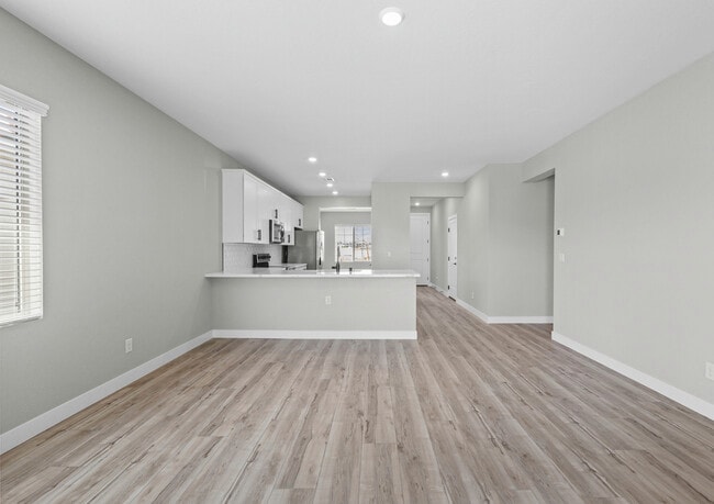 4461 Pinoche Ave unit 36486510, North Las Vegas, NV 89032 - photo 4