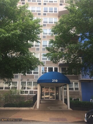 210 N 17th St Unit Blucity Space, Saint Louis, MO 63103