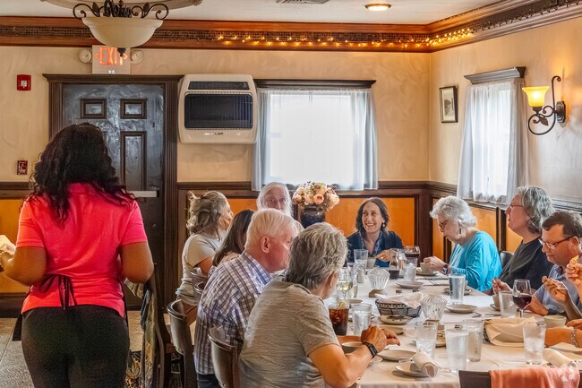 Christina's is a restaurant that feels like a second home to the residents of Lincoln Park.