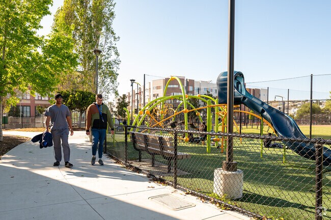 Bayview Heights is blocks from the KC Jones Playground.