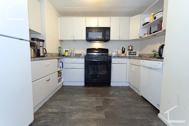 127 Glenville Ave unit 1, Allston, MA 02134 - photo 6