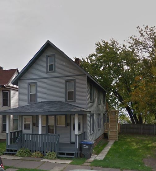 2410 W 4th St Unit Upper, Duluth, MN 55806