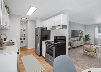 2121 SW Multnomah Blvd, Portland, OR 97219