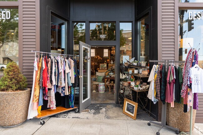 Treat yourself to a day of shopping in Downtown Everett, just outside Silver Lake.