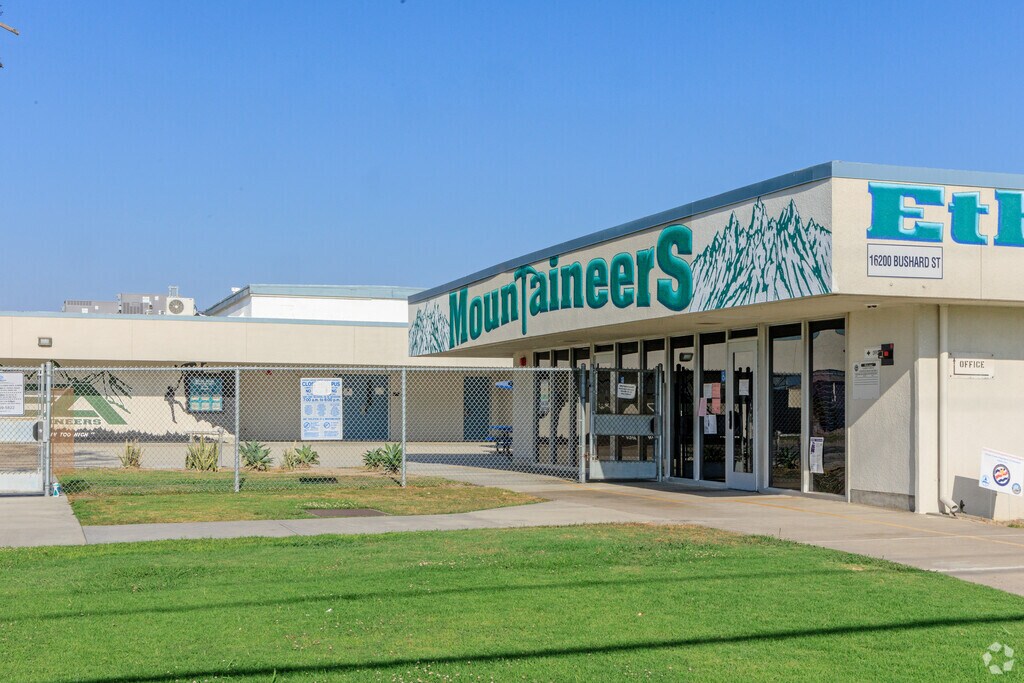Main entrance to the office of Ethan Allen Elementary School in Fountain Valley.