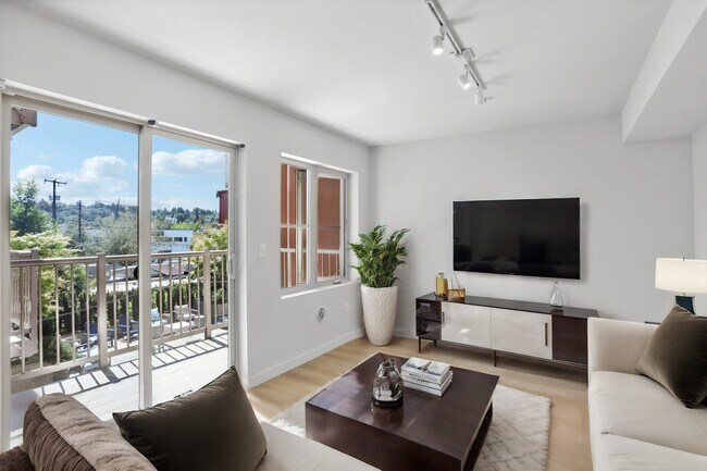 REV Fremont, Seattle, WA 98107 - photo 4