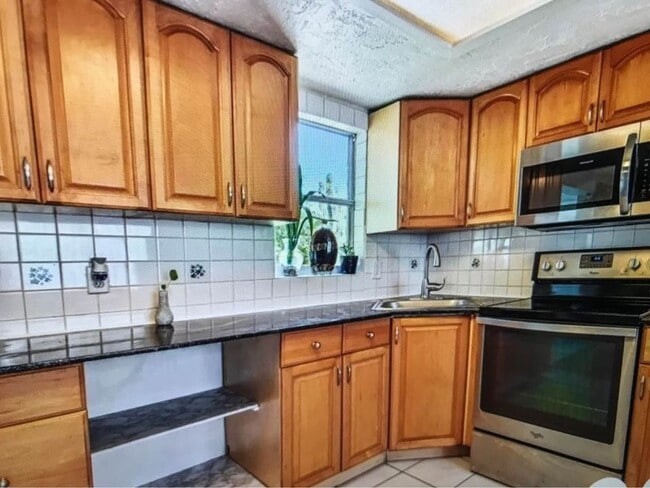 6635 Covey Terrace, New Port Richey, FL 34653 - photo 3